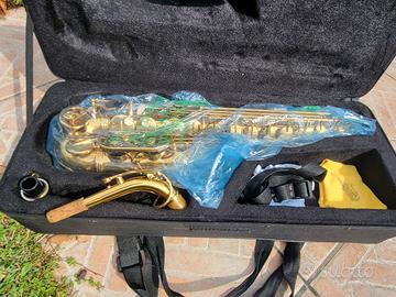 Sassofono contralto Holton, Yamaha, Conn.. leggere