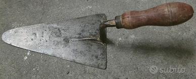 Cazzuola da muratore 