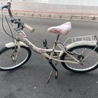 Bicicletta bambina rosa e bianca