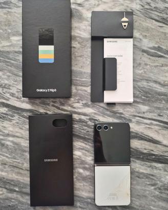 Samsung Flip 5 - DA RIPARARE / PEZZI DI RICAMBI