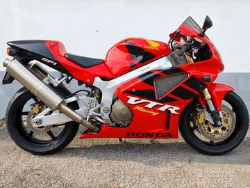 Honda VTR 1000 SP-1 in condizioni da collezione