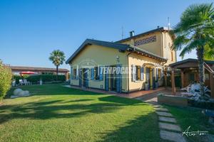 Modena Est - Villa a schiera con ampio giardino pr