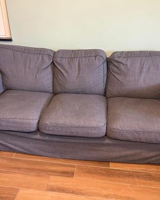 Divano 3 Posti Grigio (Modello stile IKEA Ektorp)
