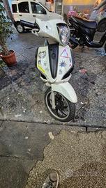 Piaggio Liberty 125 S ABS 2022 – da riparare – doc