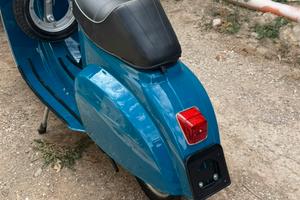 Vespa 50