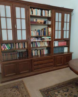  libreria in legno massello con vetrinette 