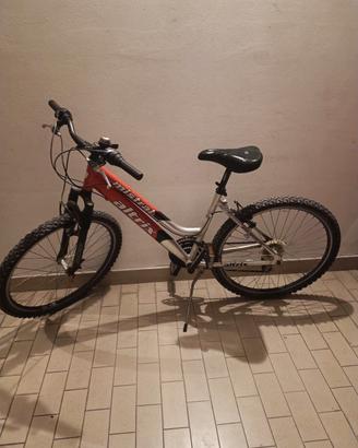 bicicletta Mountain bike femminile 