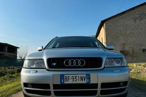 Audi S4 B5