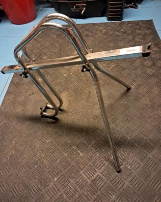 cavalletto espositivo bicicletta 