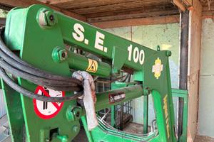 Caricatore argnani e monti per John deere 6410