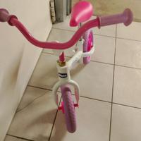 Bicicletta bambina senza pedali 