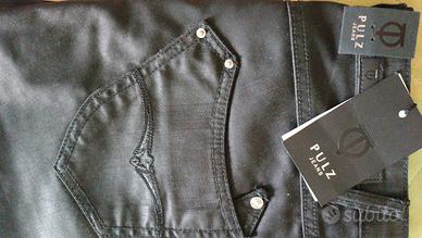 pantaloni pinocchietti 