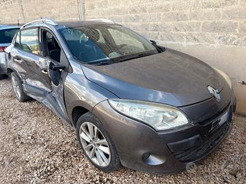 RICAMBI RENAULT MEGANE SW 1.5 DIESEL ANNO:2011