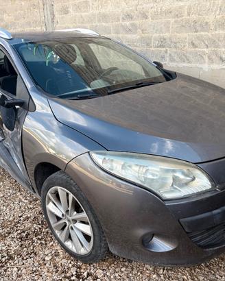 RICAMBI RENAULT MEGANE SW 1.5 DIESEL ANNO:2011