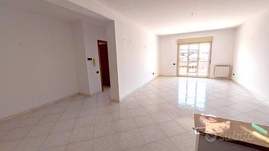 5 Vani a ultimo piano tanto luminoso e panoramico