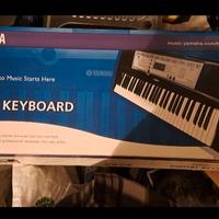 Yamaha Keyboard YPT 200