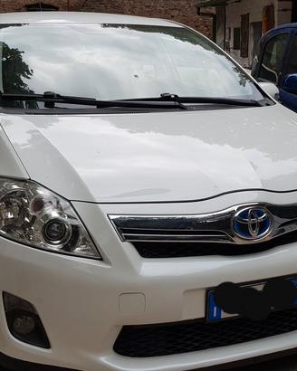 Toyota Auris 1.8 Hybrid Active