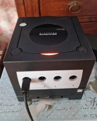 Nintendo GameCube DOL-001 + GameBoy Player