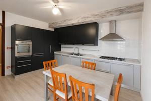 Attico / Mansarda di 110 m² con 5 locali e box aut