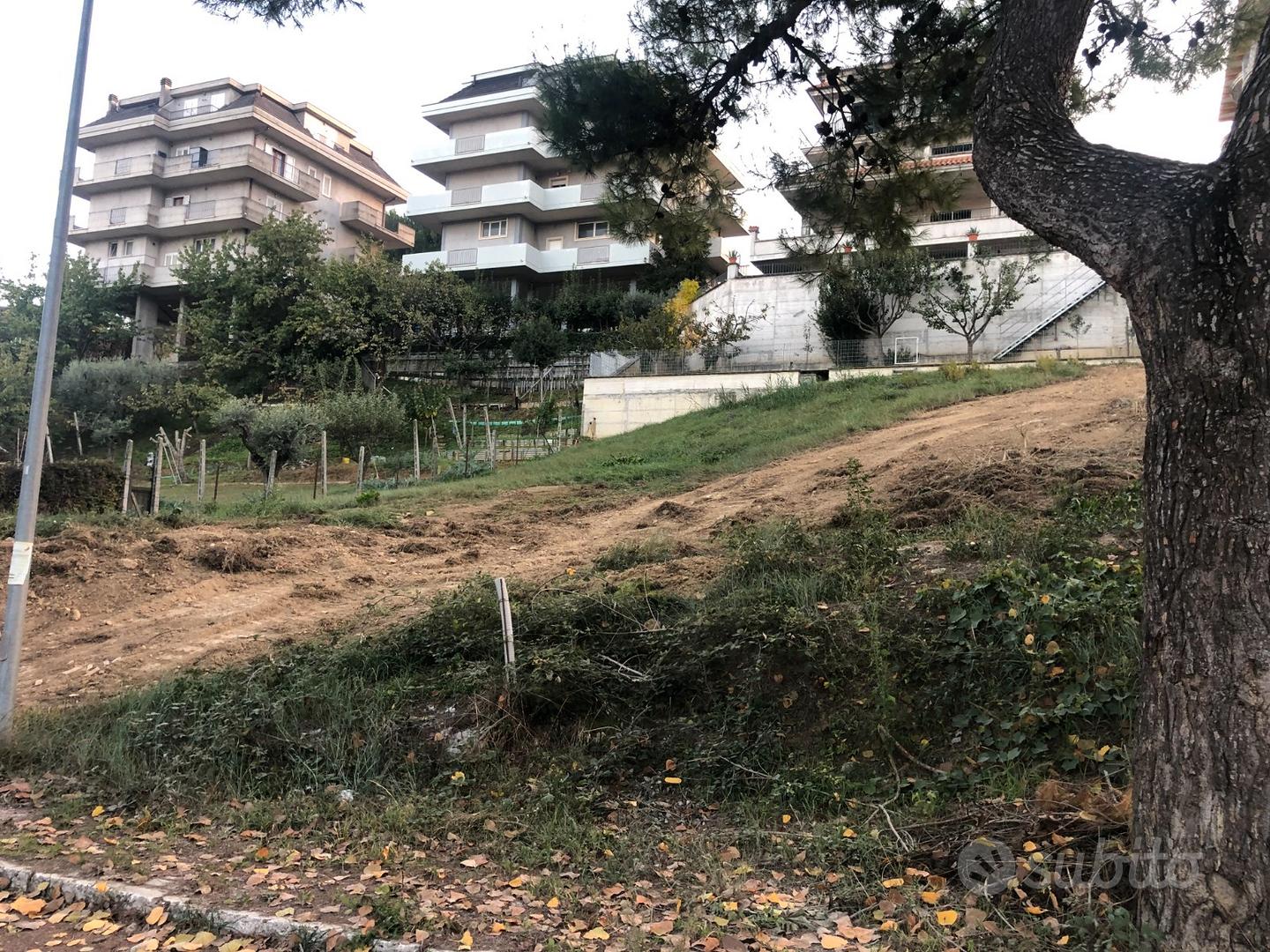 Terreno edificabile zona tranquilla 1 km da sbt - Vista 2