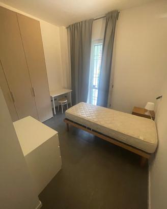 Rozzano stanza singola con bagno privato