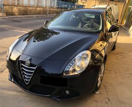 ALFA ROMEO GIULIETTA 1.6 JTDM-2 2013 INTEREMANTE F