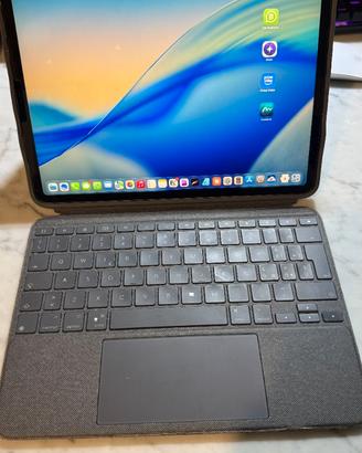 iPad Pro M1 1TB 16GB + Logitech Combo Touch
