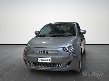 FIAT 500e 42 kWh Icon +