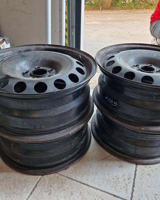 Cerchi in ferro Volkswagen Audi 16"