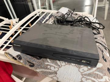 DVR Hikvision 4 Canali