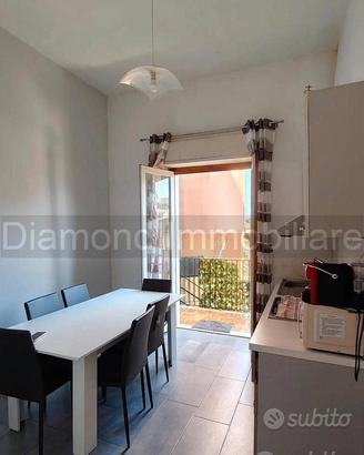 Bivani ristrutturato con giardino ad Acireale
