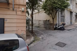Box auto in centro a Saleno Trincerone