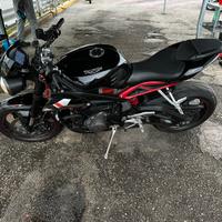 Triumph street triple 765 r