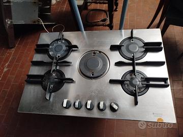 piano cottura 5 fuochi Hotpoint ariston 