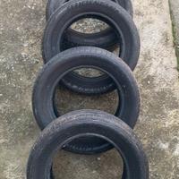 195/60 R15 Good Year gomme