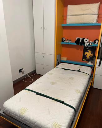 Letto singolo a scomparsa con materasso su misura