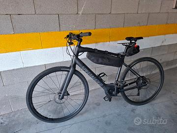 bicicletta specialized turbo vado 4.0 SL  taglia L