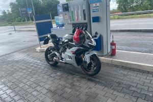 CF MOTO 675 SR R