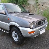 Terrano II 2.7 iscritto ASI gancio traino pochi km