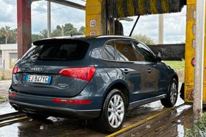 Q5 cambio manuale quattro ruote motrici