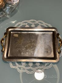 Vassoio vintage con manici barocchi