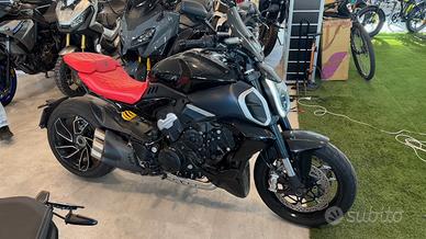 Ducati Diavel V4 abs 2023