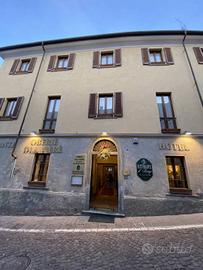 Attività / Licenza di 1100 m² con più di 5 locali 