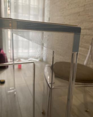 Tavolo kartell quadrato