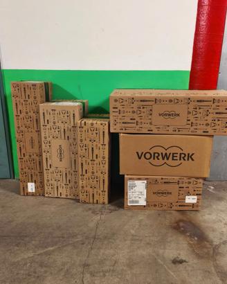 Set Completo Folletto VK7s nuovo e mai aperto.