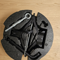 Kit Crick e Attrezzi Originale Volvo – Completo e