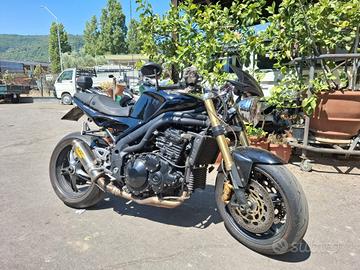 Triumph Speed Triple 1050