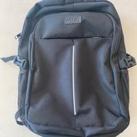 Zaino uomo per PC 17.3 Pollici con caricatore USB.