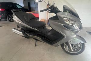 Suzuki Burgman 400