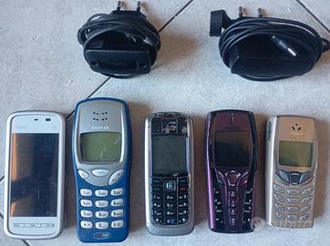 5 telefoni Vintage Nokia


5  Nokia Vari Modelli 